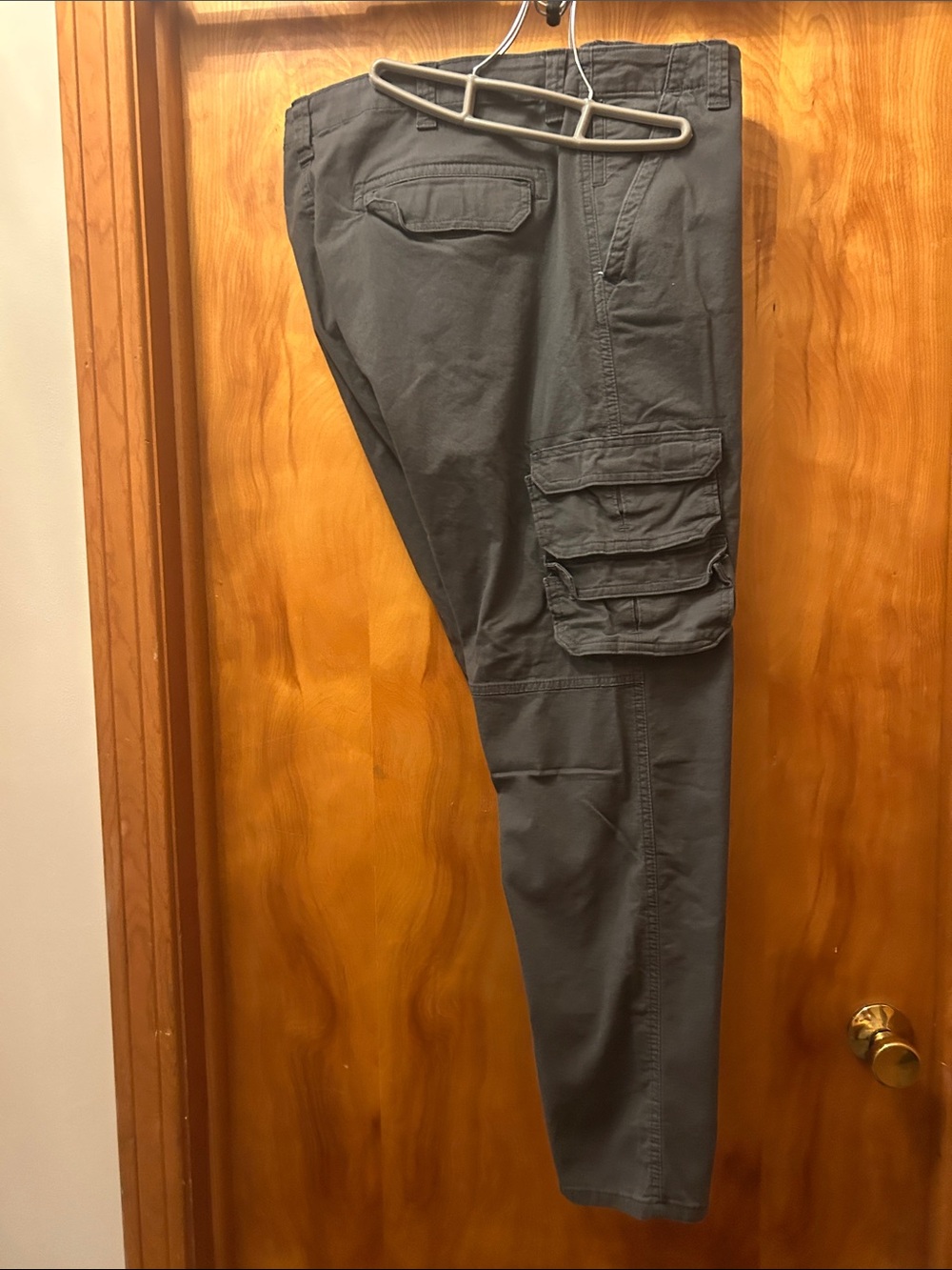 Wrangler Men's Cargo Pants in Charcoal Gray